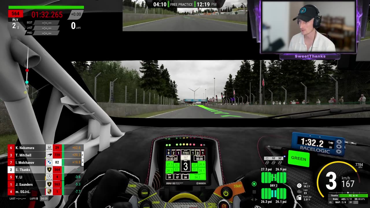 Assetto Corsa and kicking back with the lads!