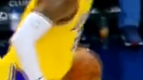 LeBron Eyes Support Role With Dončić