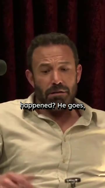 Construction Cop Ignores Armed Robbers - Matt Damon Ben Affleck Joe Rogan #heist #avoidance