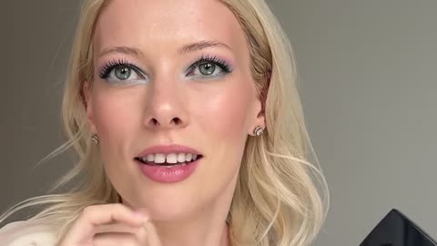 Soft Glam Tutorial - Spring Blue & Pink Smokey Eye P25