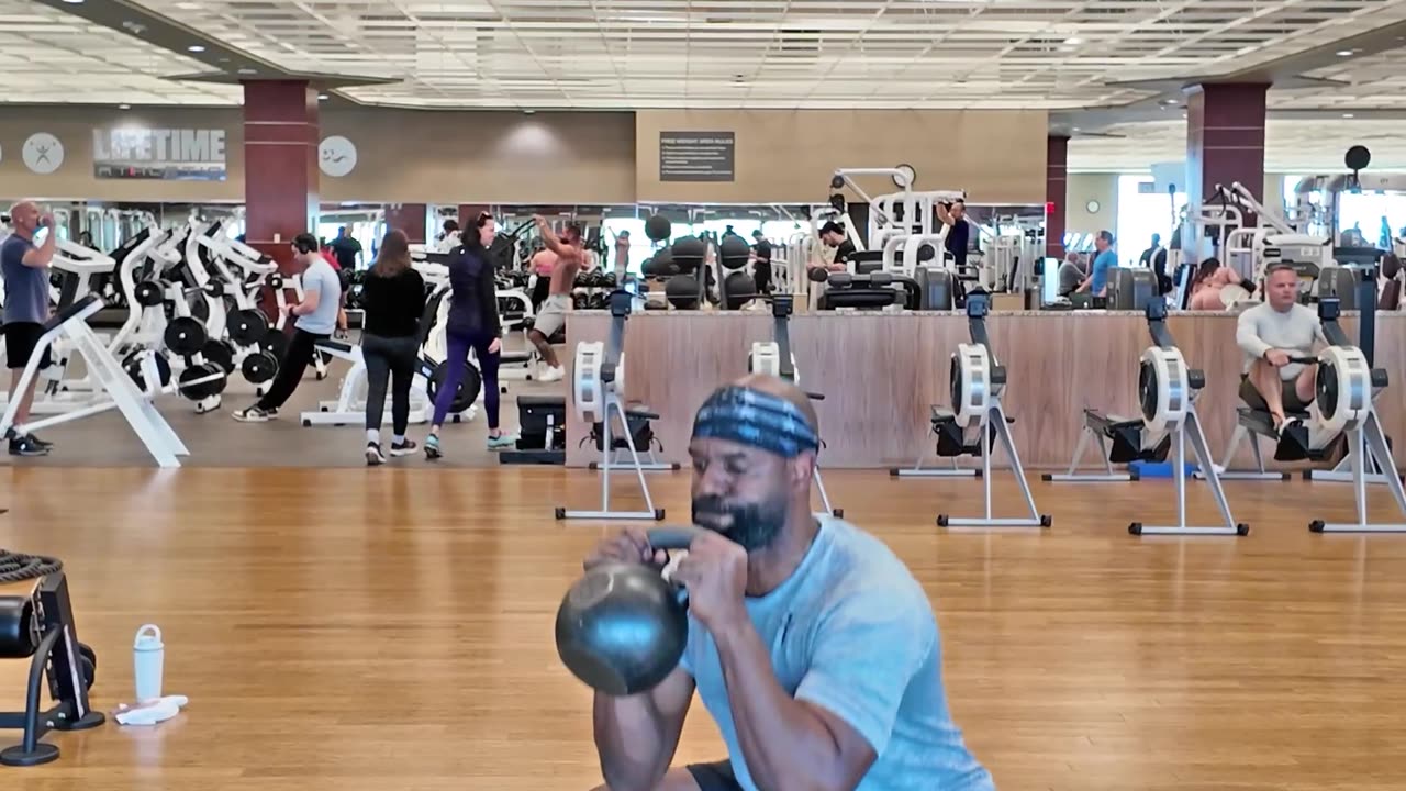 KB CLEAN TO GOBLET SQUAT