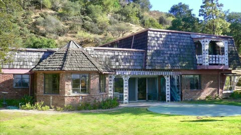 3369 ALANA DRIVE SHERMAN OAKS, CALIFORNIA 91403