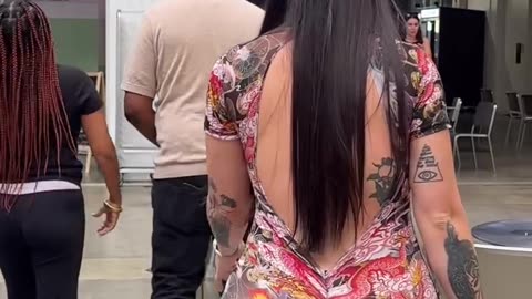 🍑 She Thicc 🍑 