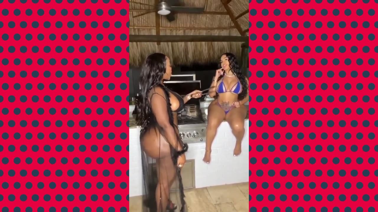 STUNNING GIRLS TWERK COMPILATION