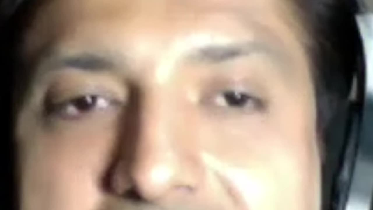 Inspiring Others with My English Channel! 🌍 | Noor ul Haseeb | Ana Claudia Mendes