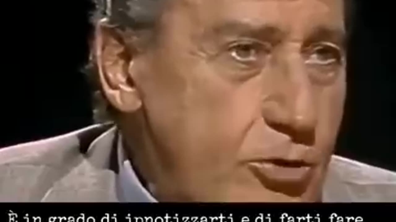 La televisione è un mezzo di controllo (Alberto Sordi)
