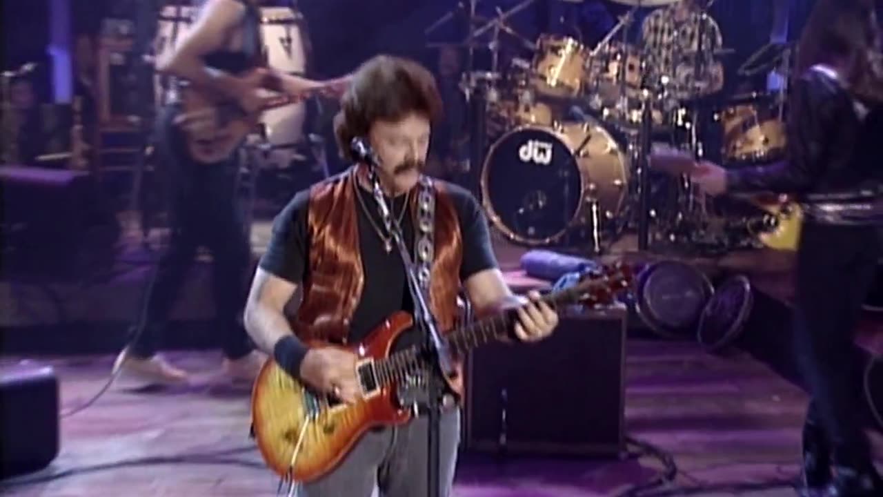 Rockin' Down the Highway - The Doobie Brothers (live)