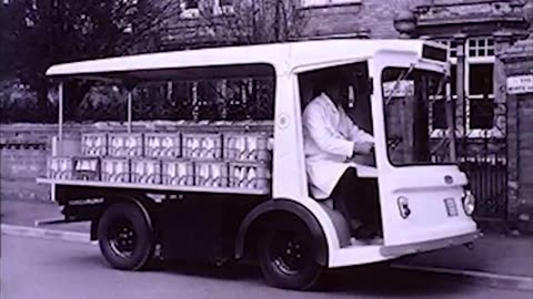 10 Everyday Things EVERY BRIT Did in The 70s That Vanished