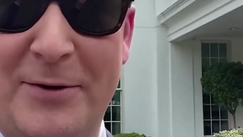 Peter Doocy has obtained ONE document that appears to be signed by Biden. One.