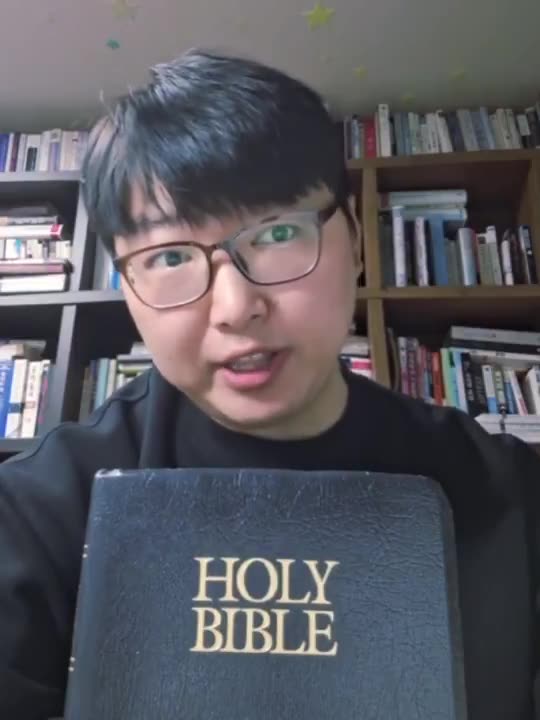 World’s Highest IQ Record Holder Declares UFOs Do Not Exist