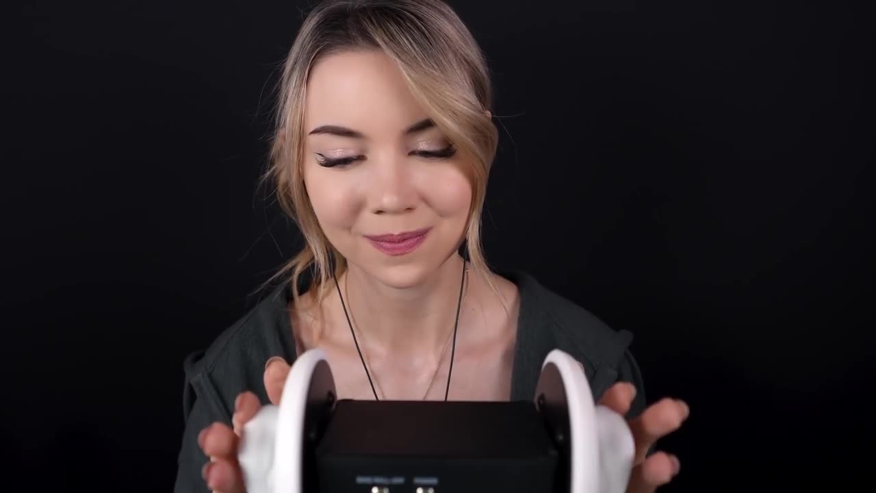 ASMR SPECIAL 83 - 20 Minutes Of DEEP Ear Attention To Help You Sleep