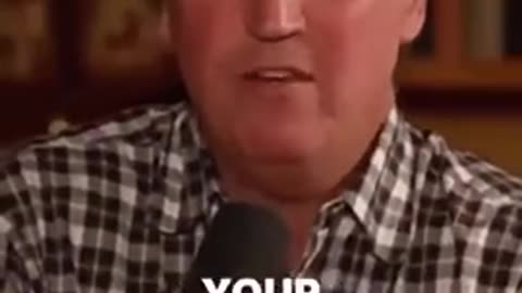 Tucker Carlson says any U.S. citizen who serves