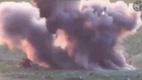 A powerful explosion… Russian motorcyclist hits a landmine.