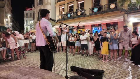 🎶 Summer Nights in Malaga – Street Guitarist in Old Town
