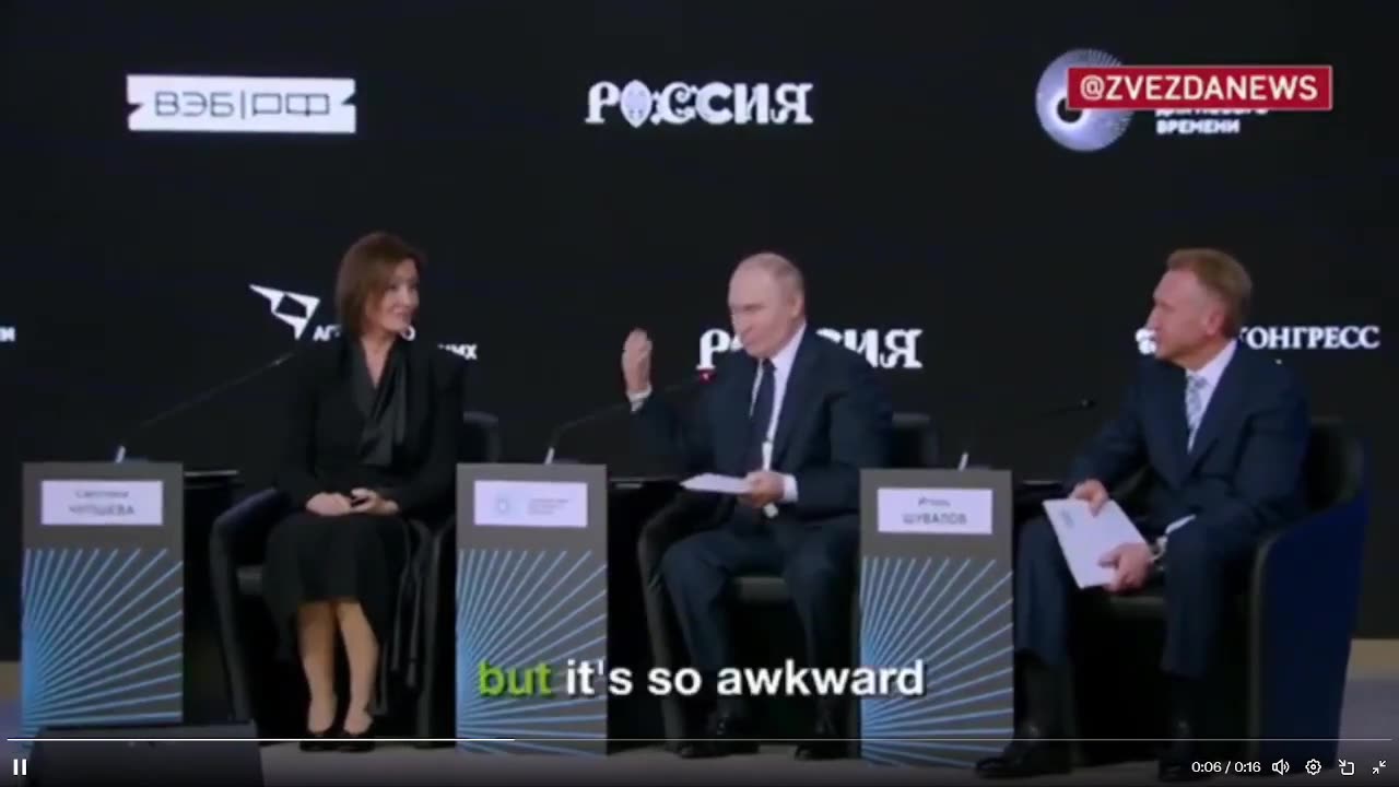 🚨Tổng thống Putin nhanh chóng rời sân khấu để gọi điện với Tổng thống Trump.