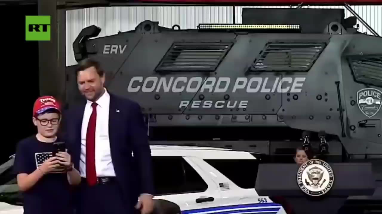 JD Vance LAUGHS as he finds out boy skipped school to meet the Vice President