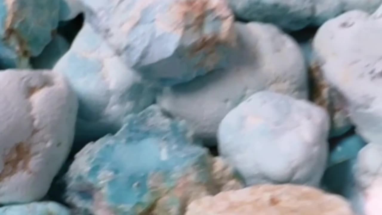 20250924-02 Turquoise: A Niche Aesthetic That Stands Out