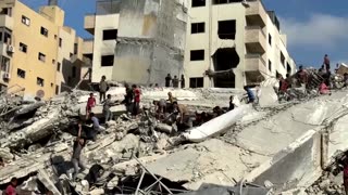 Israel tells Palestinians to leave as it pushes into Gaza City
