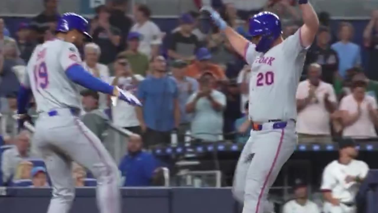 MLB - Polar bear power 🥶