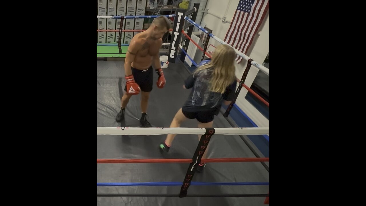 Bam Bam VS Bang Bang