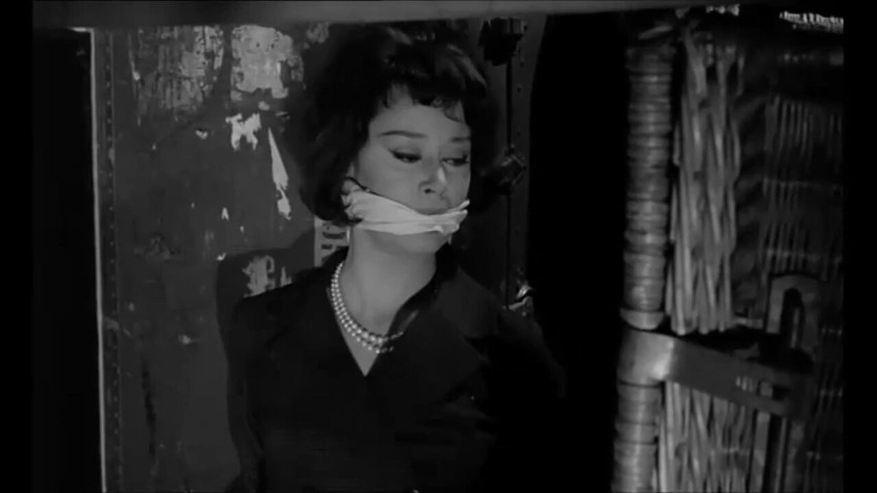 Edgar Wallace Mystery #1 (gagged)