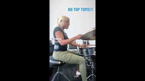 Ja Alaskia on drums - No top toms🥁🔒🔥 #playitgirl