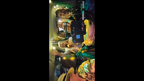 The Russian Ladies Lovin it up in UberBeatsHawaii!Ohhh My!!!💯😎🌴🫳🎤🤙🏼😍❤️🔥🤩
