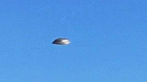 Reddit User Uploads Father's UFO Photos