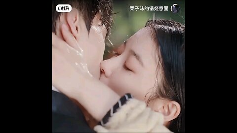 "Romantic Korean Couple Kiss 💖 | Sweet Love Moments 💋✨"