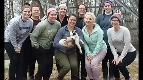 Girls Who Hike Ohio Tar Hollow