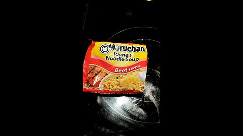 Eating Maruchan Ramen Noodle Beef Flavor, Dbn, MI, 9/7/25