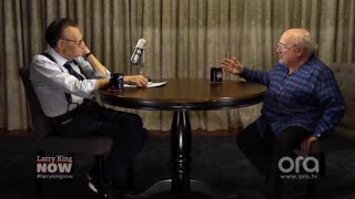 Many people are no longer fans of Danny DeVito. He should have just kept reading lines.