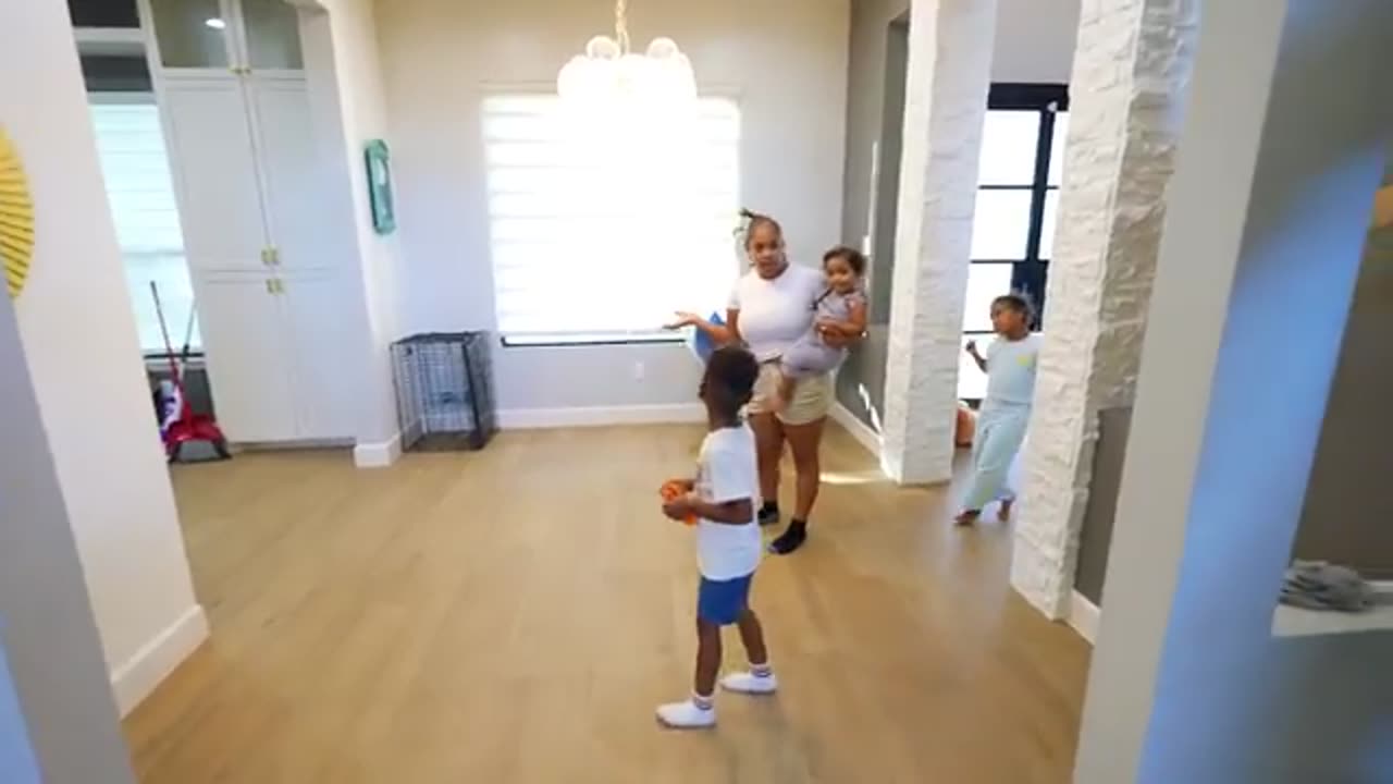 FUNNYMIKE FAMILY NEW HOUSE TOUR! *We Got A ZipLine*