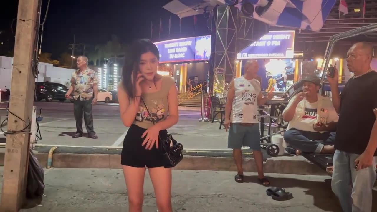 Latest Pattaya Walking Street Scenes 2025