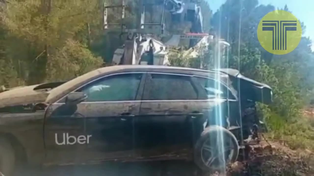 Un conductor de Uber en Ibiza cae por un barranco de 28 metros