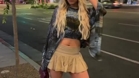 Blonde tgirl to us