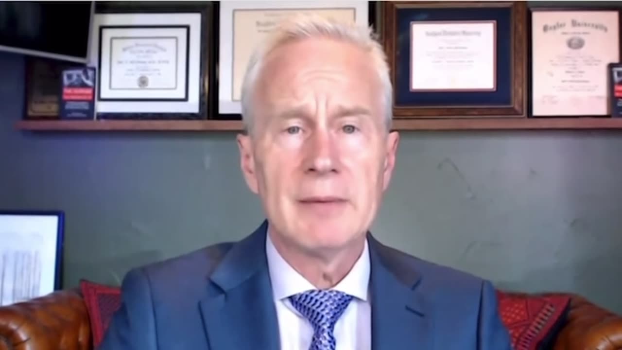 Dr. Peter McCullough on detoxing from the spike protein. It can last for years in your body.