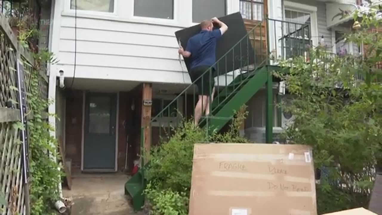 Solar panels that can fit on your balcony are gaining traction in the US
