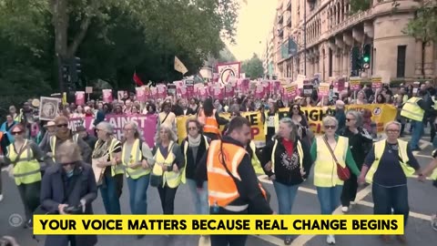 Massive Shoplifter 'GANGS STRIP' Tescos London Stores — LAWLESS BRITAIN _ News UK