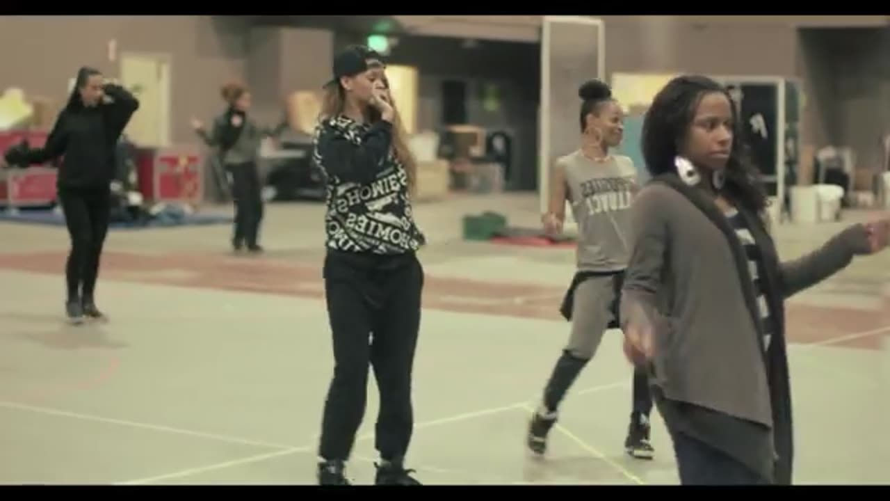 Diamond world tour _ rehearsal