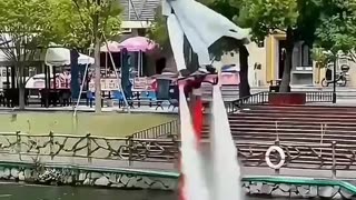 Traveling the World Hand in Hand with girlfriend