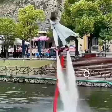 Traveling the World Hand in Hand with girlfriend