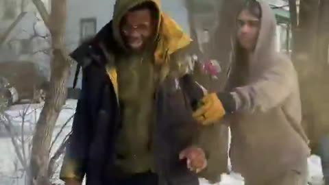 Protester in Minneapolis Tries to Grab Officer’s Gun, Gets Pepper-Sprayed