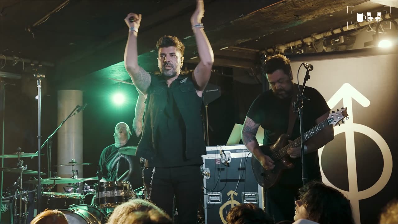 The Fear live at the The underwolrd - Part 3 | Cupchairs.com