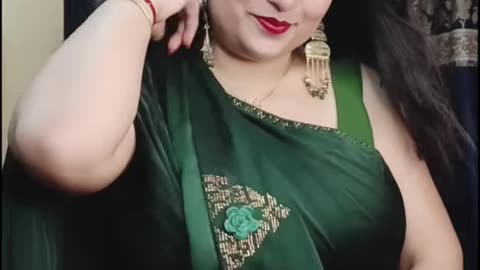 শাড়িতে সব মেয়েদের সুন্দর লাগে