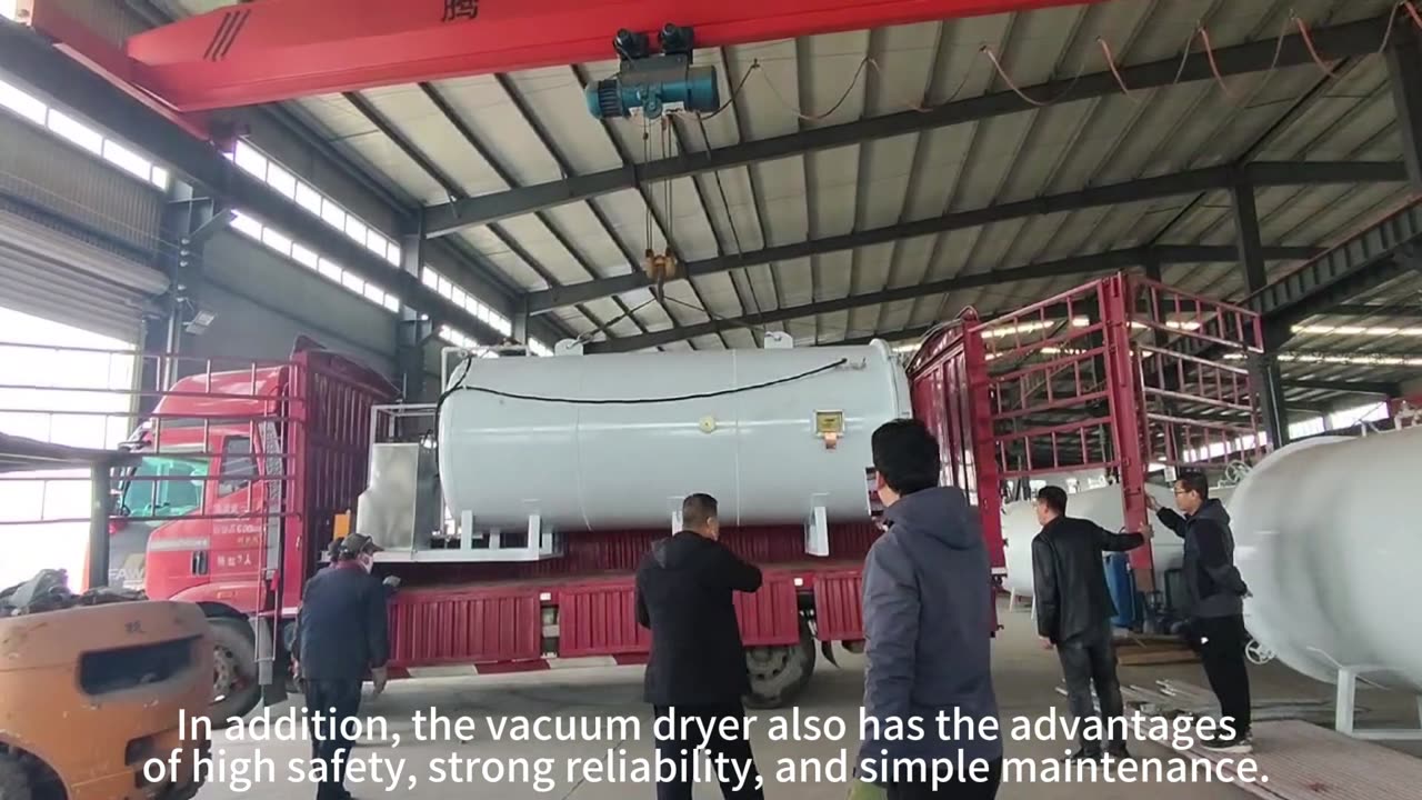 The vacuum dryer