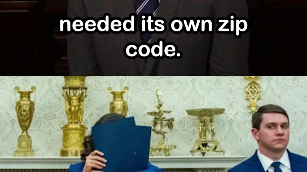 Gretchen Whitmer Hides Face in Oval Office Photos