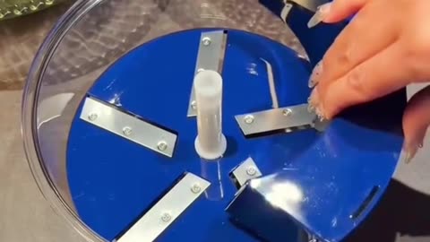 One-Click Intelligent Fruit & Vegetable Peeler | Smart Kitchen Gadget 2025
