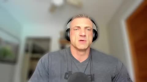 Andrew Berry flies solo and dives into a Q&A format, topics related to bodybuilding, health
