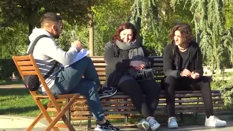 ARTIST WITHOUT TALENT Paint stranger people awesome reactions